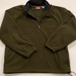 Izod dark green, quarter zip, long sleeve, mock neck pullover.  Men’s large